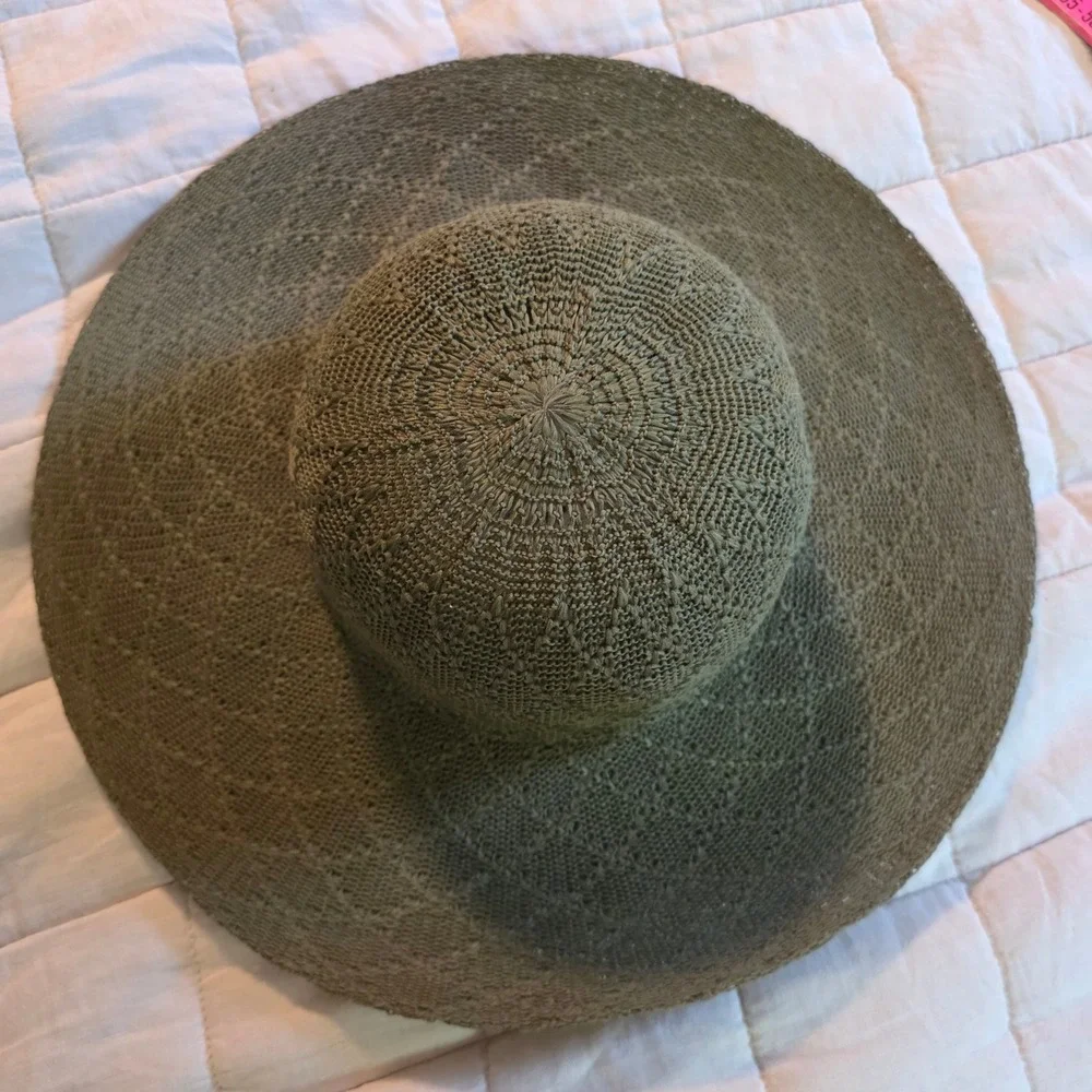 C.C. Floppy Sun Hat Women OS Olive Green Adjustable Open Knit Boho Wide Brim